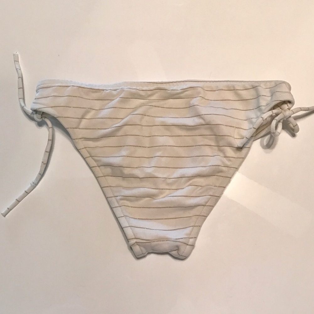 Bathing suit - Picture 4 of 4